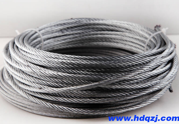 橋式起重機(jī)鋼絲繩的維護(hù)與保養(yǎng) 橋式起重機(jī)鋼絲繩的維護(hù)與保養(yǎng)