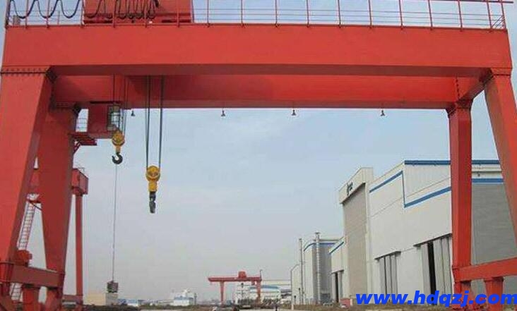 雙梁門式起重機(jī)型號(hào)規(guī)格有什么 雙梁門式起重機(jī)型號(hào)規(guī)格有什么