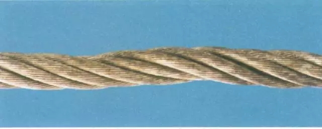 起重機(jī)鋼絲繩繩股凹陷、繩直，徑局部減少立即檢查或降低載荷